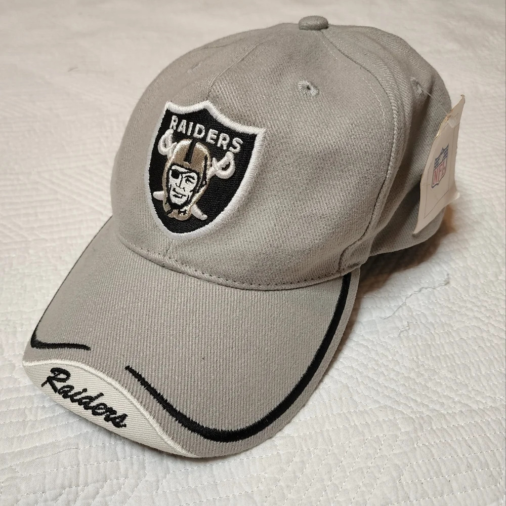 NWT Raiders‎ cap